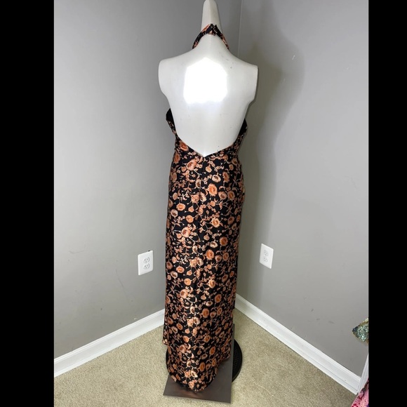 Significant Other Effie Halter Dress - Picture 10 of 12